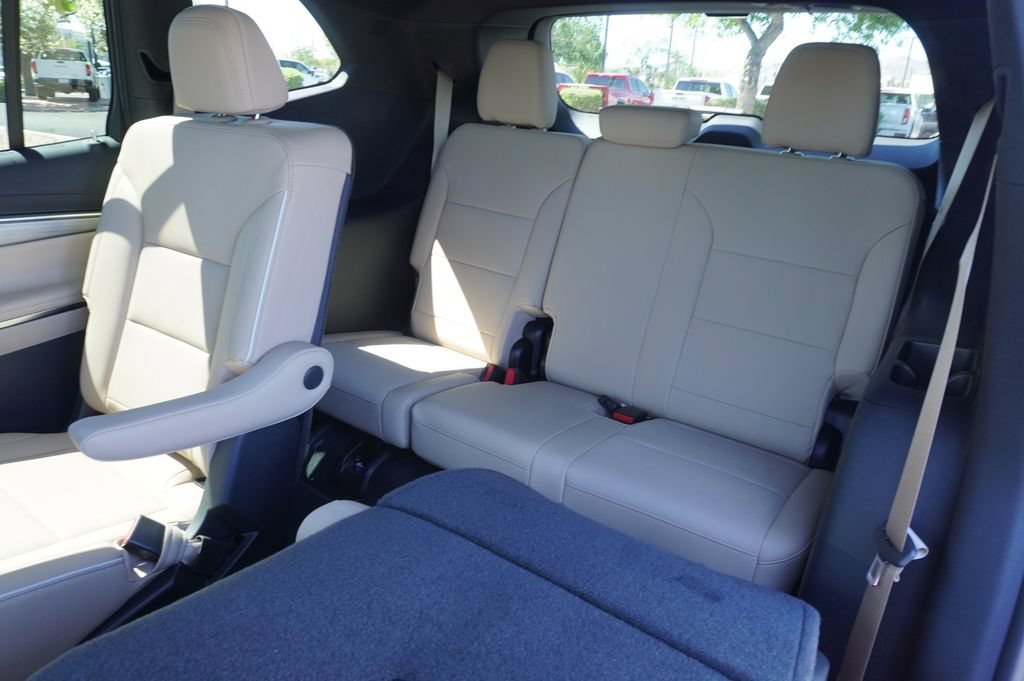 New 2026 Buick Enclave Preferred w/ Power Package FWD image 11