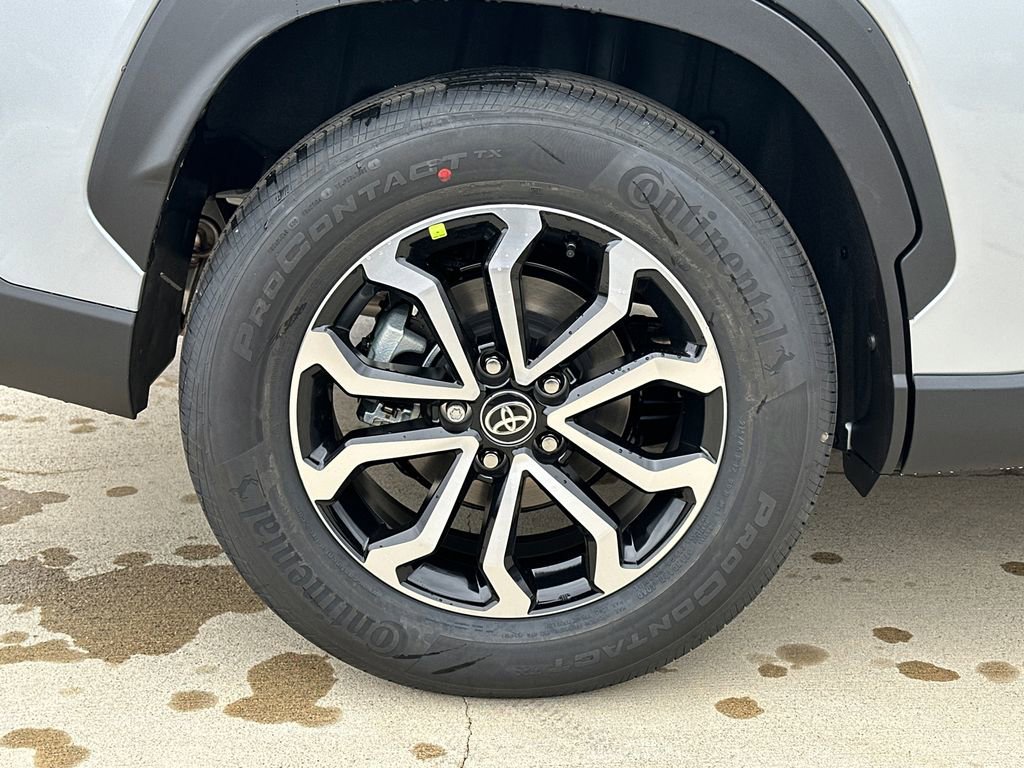 New 2026 Toyota Corolla Cross SE image 7