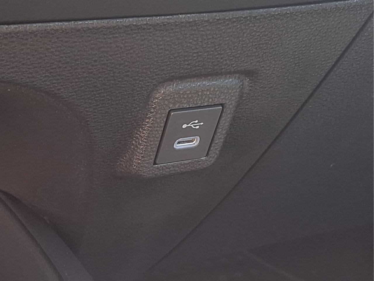 Used 2026 Toyota Corolla LE FWD image 16