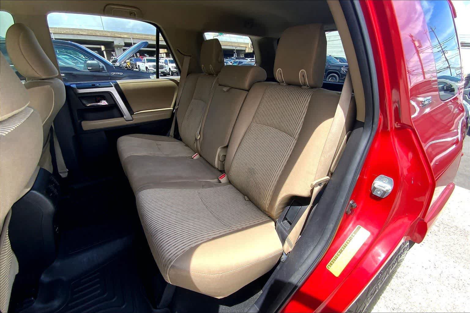 Used 2014 Toyota 4Runner SR5 RWD image 29