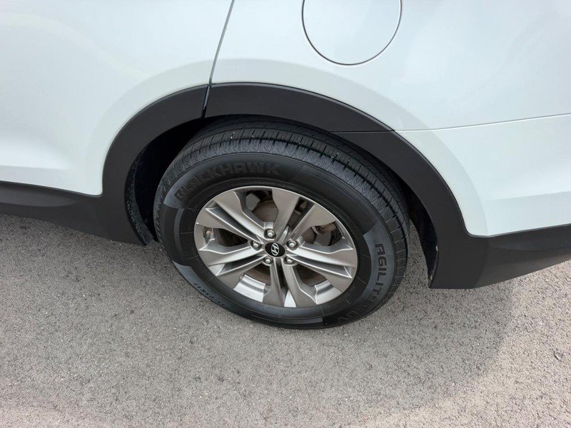 Used 2016 Hyundai Santa Fe Sport FWD image 8