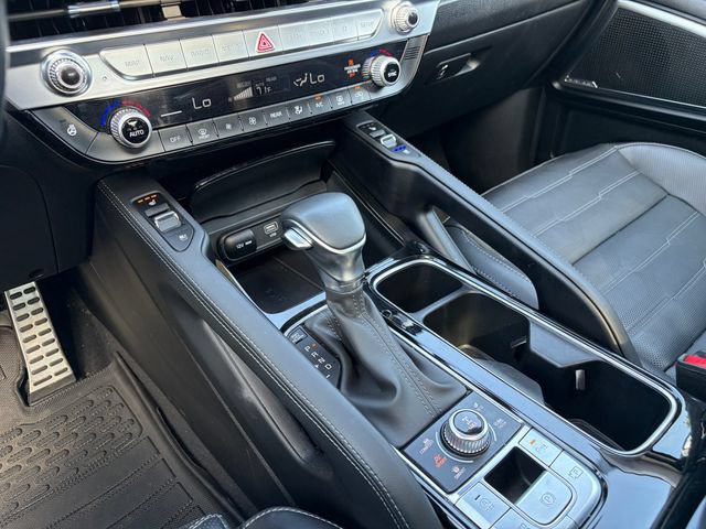 Certified 2024 Kia Telluride SX Prestige w/ Towing Package AWD/4WD image 20