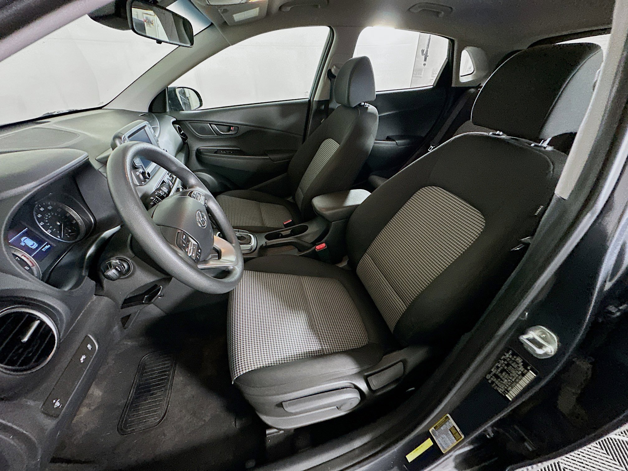 Used 2020 Hyundai Kona SE image 13