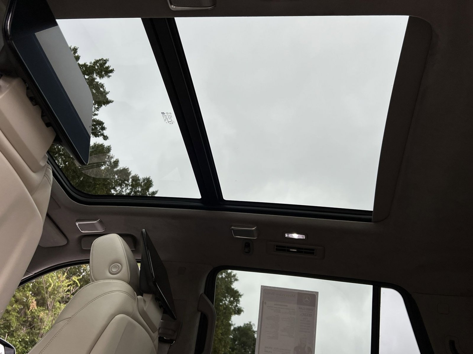 Used 2022 Cadillac Escalade Sport Platinum w/ LPO, ONYX Package image 22