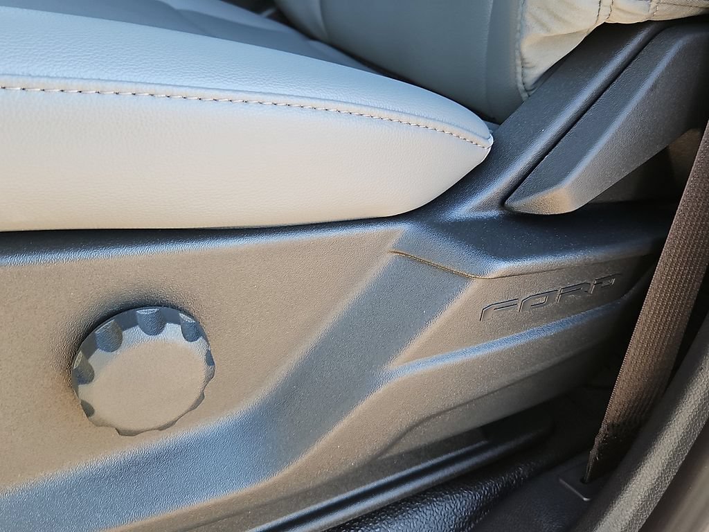 New 2026 Ford F550 4x4 Crew Cab Super Duty image 19