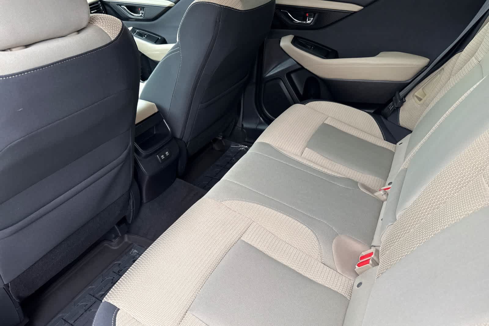 Used 2020 Subaru Outback Premium AWD/4WD image 4