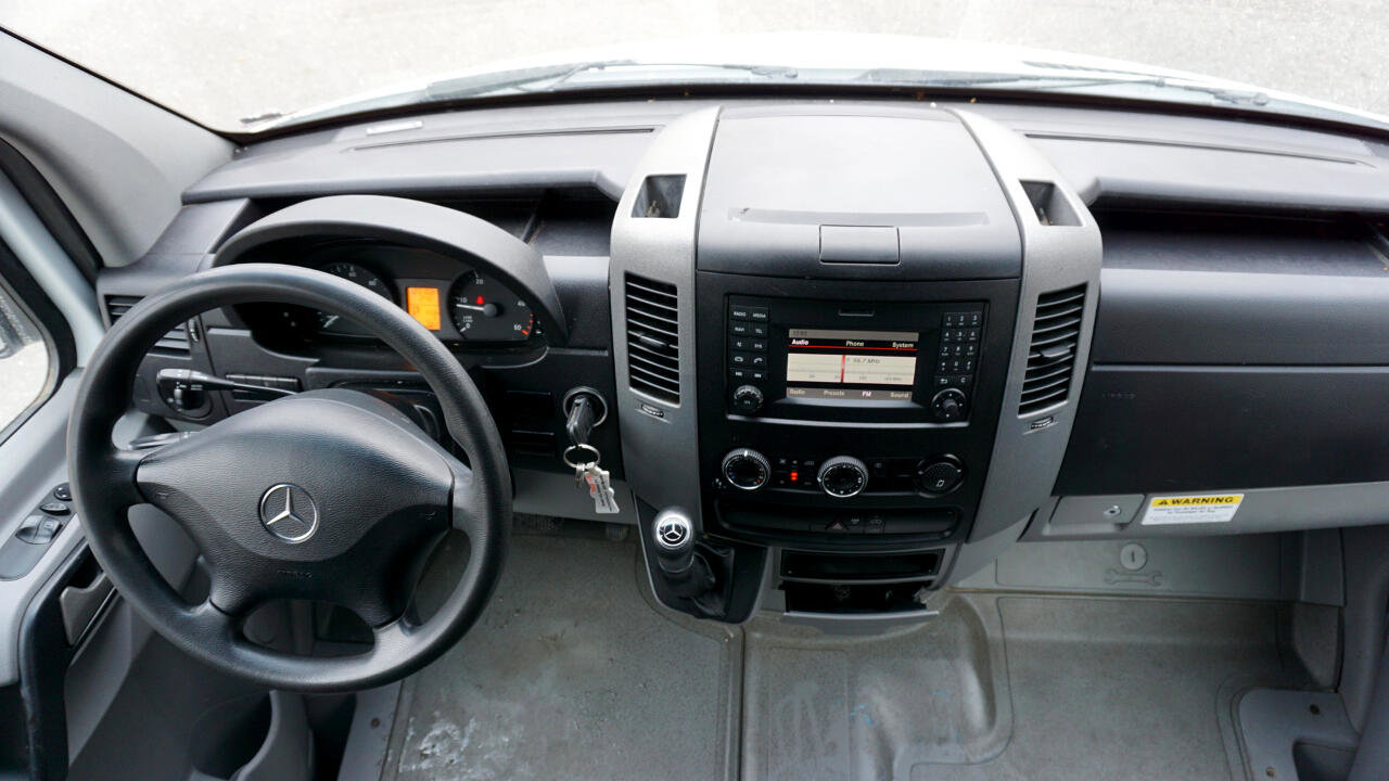 Used 2016 Mercedes-Benz Sprinter 2500 w/ Driver Comfort Package image 12