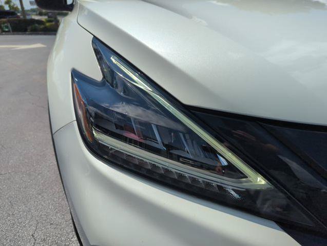 Certified 2024 Nissan Murano SV w/ SV Midnight Edition Package FWD image 17