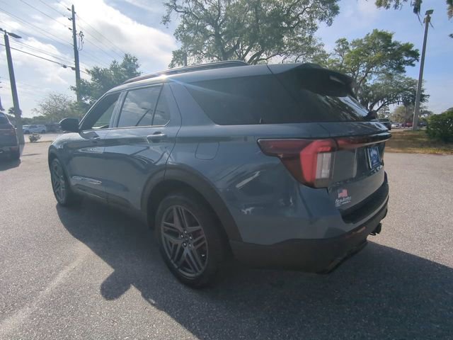 New 2026 Ford Explorer ST-Line w/ ST-Line Street Pack RWD image 7