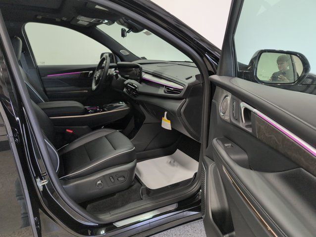 New 2026 Buick Enclave Avenir w/ Super Cruise Package AWD/4WD image 14