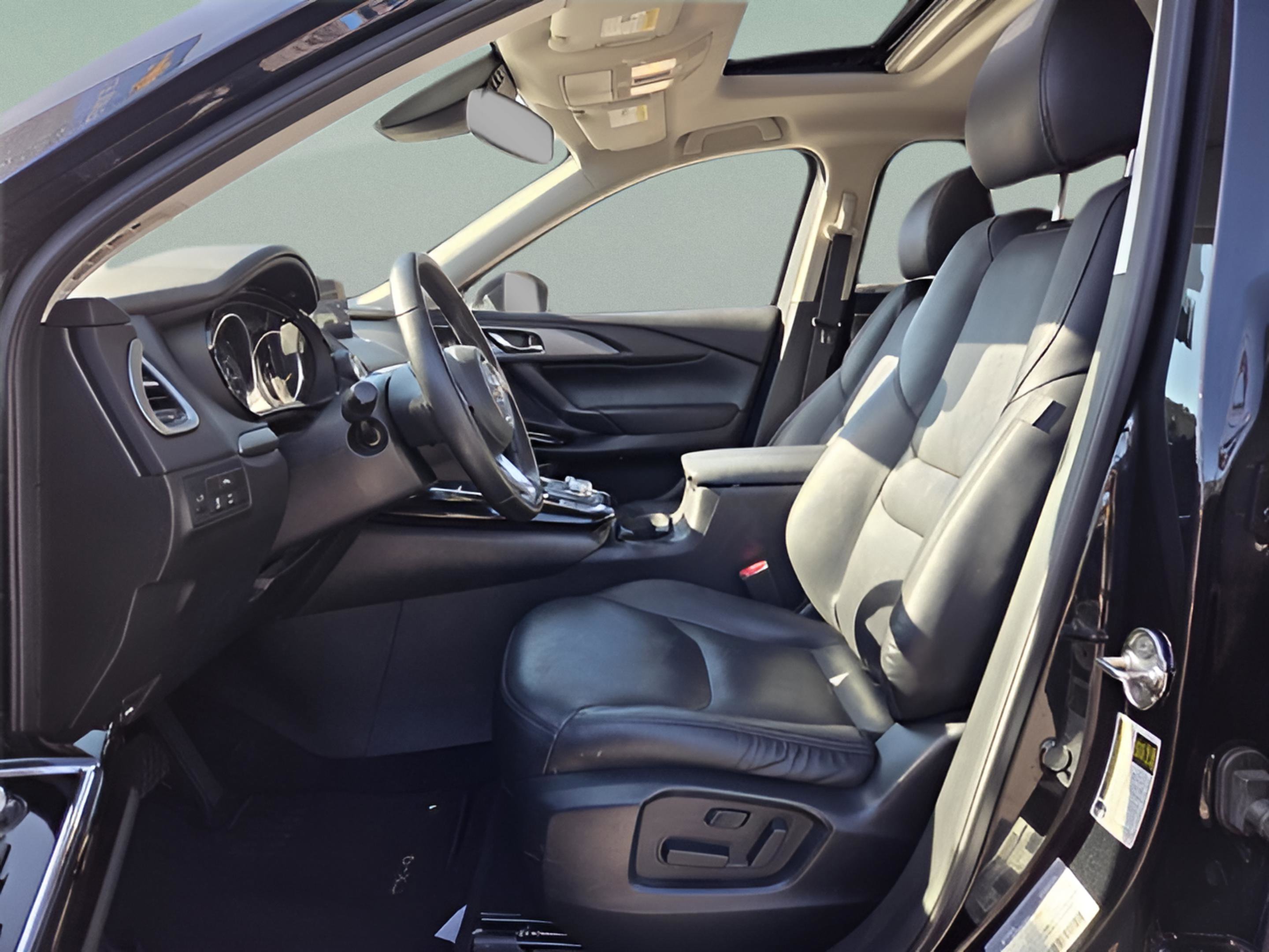 Used 2021 MAZDA CX-9 Touring w/ Touring Premium Package image 14