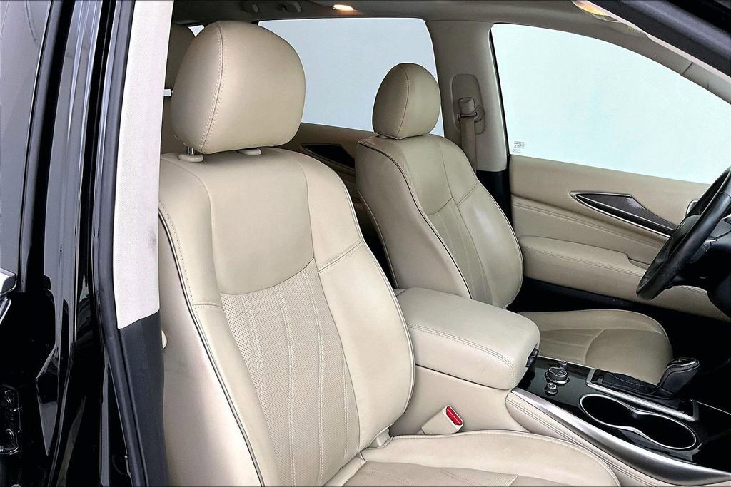 Used 2020 INFINITI QX60 Luxe w/ Essential Package image 10