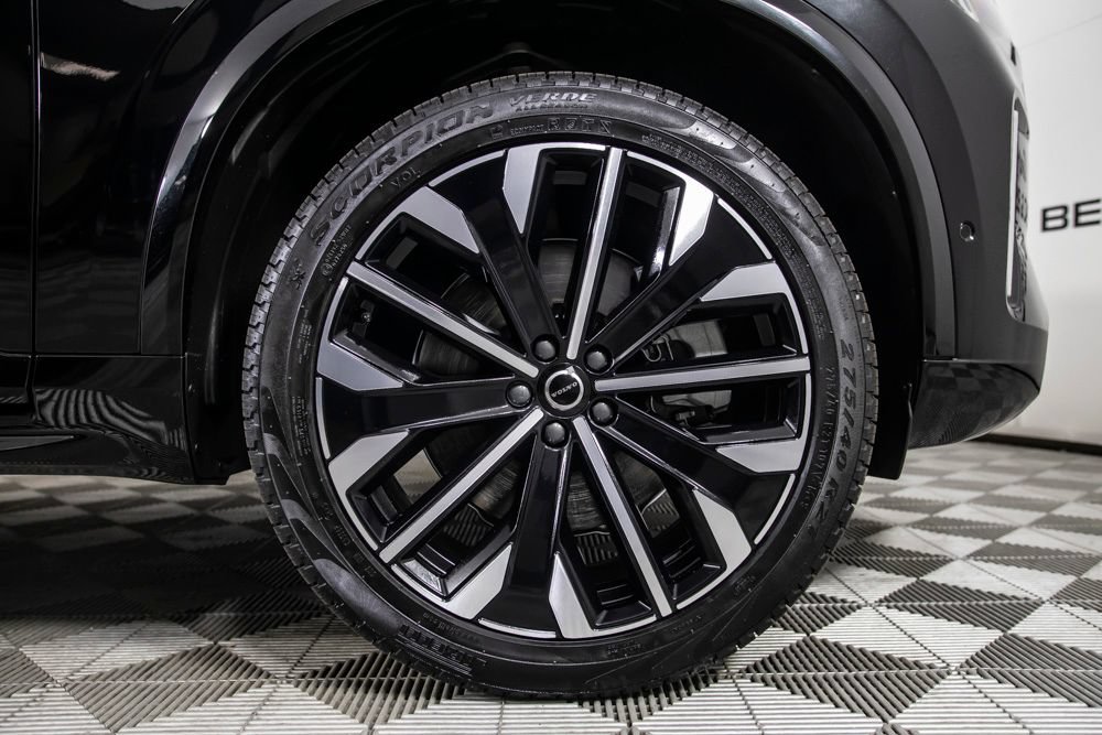 Used 2025 Volvo XC90 T8 Plus w/ Protection Package Premier AWD/4WD image 41