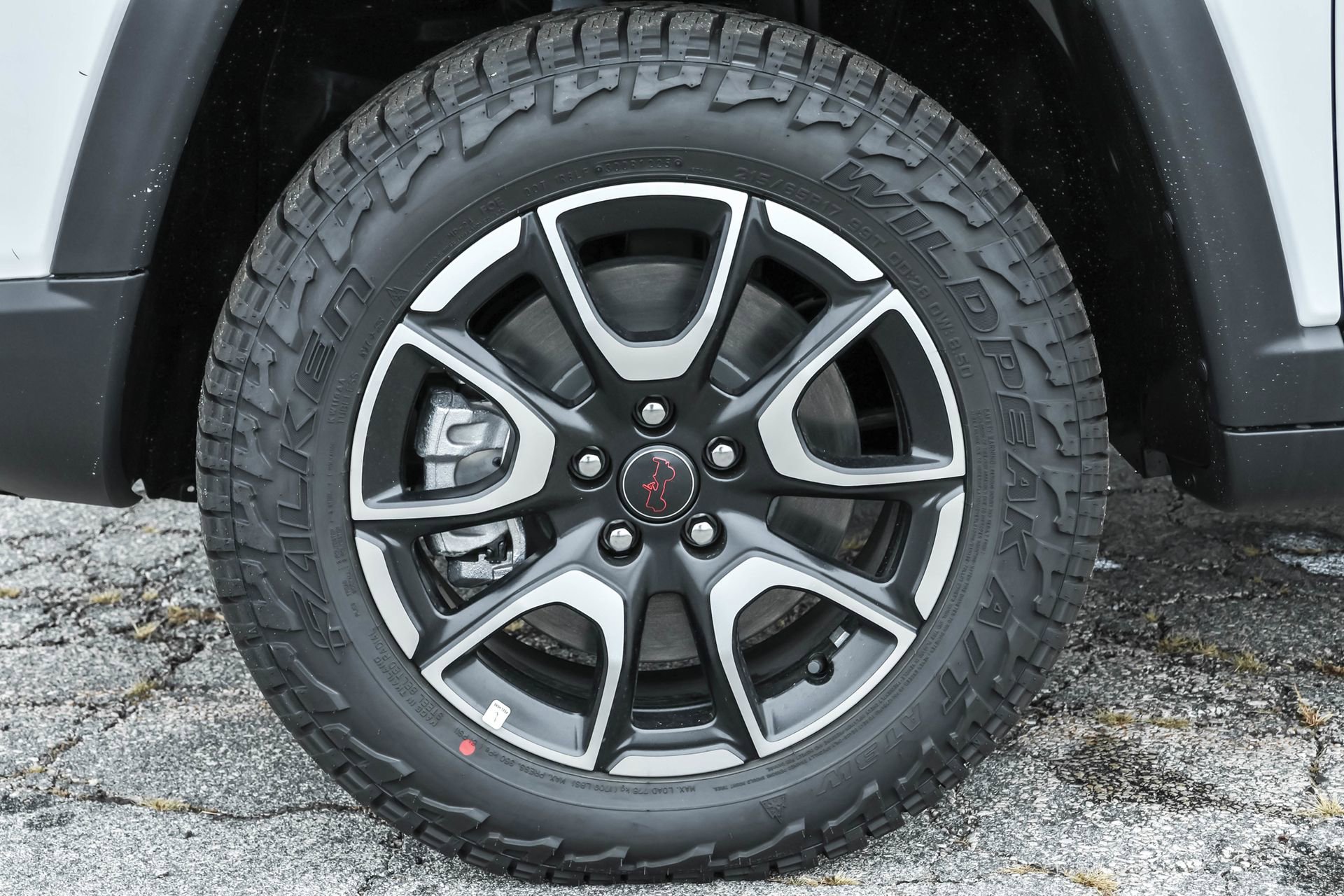 New 2026 Jeep Compass Trailhawk image 18