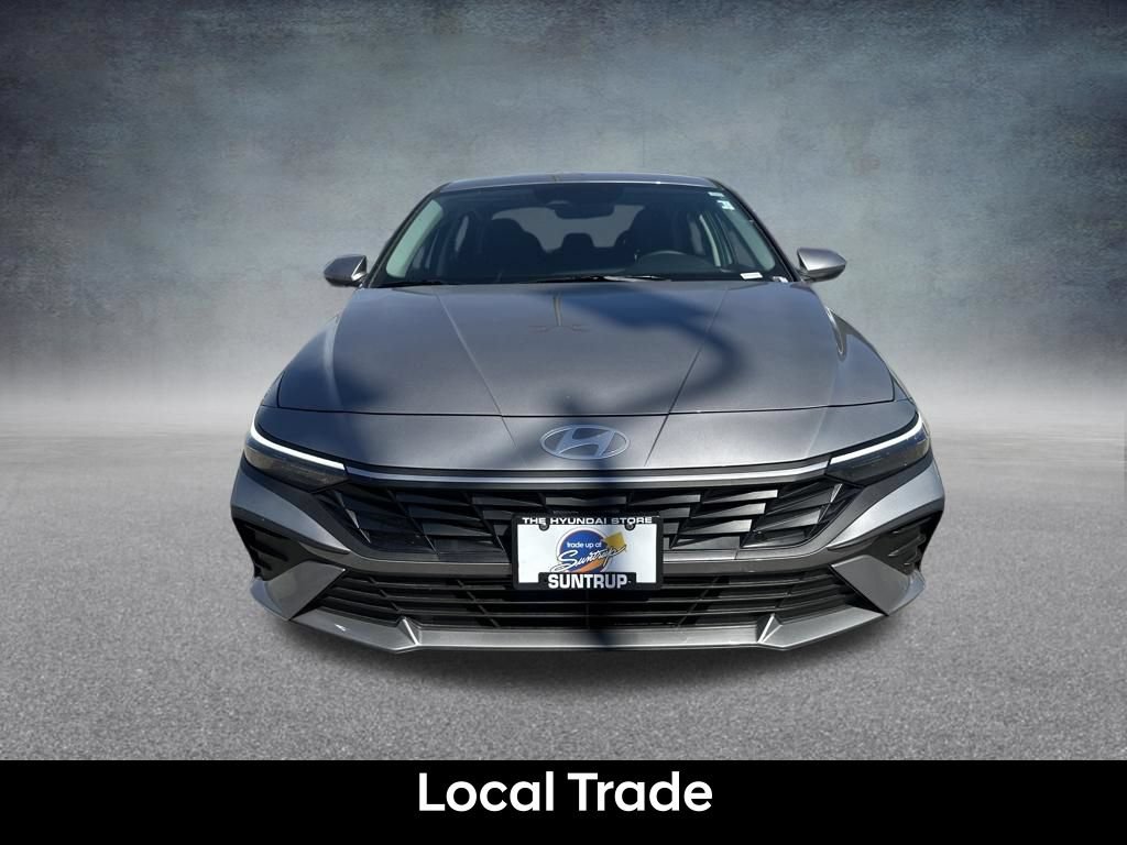 Used 2026 Hyundai Elantra SE FWD image 10