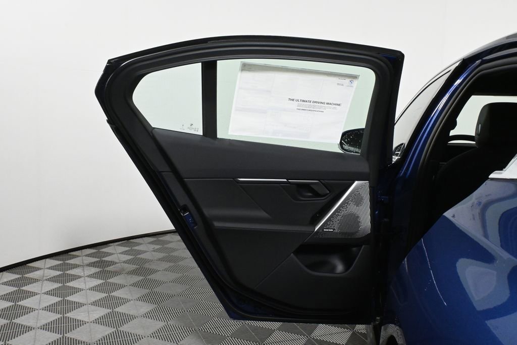 Used 2026 BMW 530i xDrive w/ Premium Package image 32