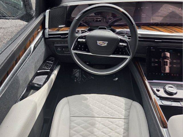 New 2026 Cadillac Escalade Platinum Sport AWD/4WD image 18