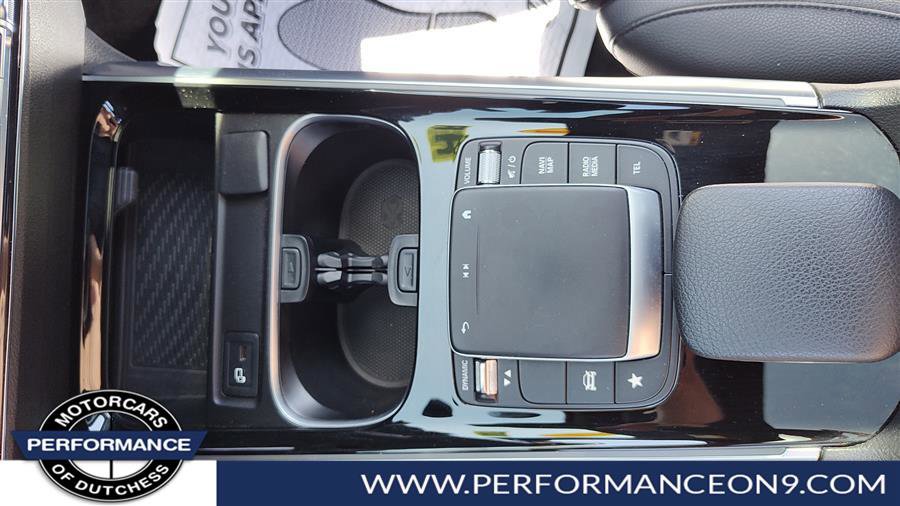 Used 2021 Mercedes-Benz GLB 250 4MATIC image 23