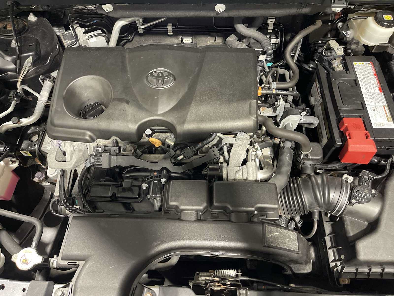 Used 2020 Toyota RAV4 XLE w/ Convenience Package AWD/4WD image 9