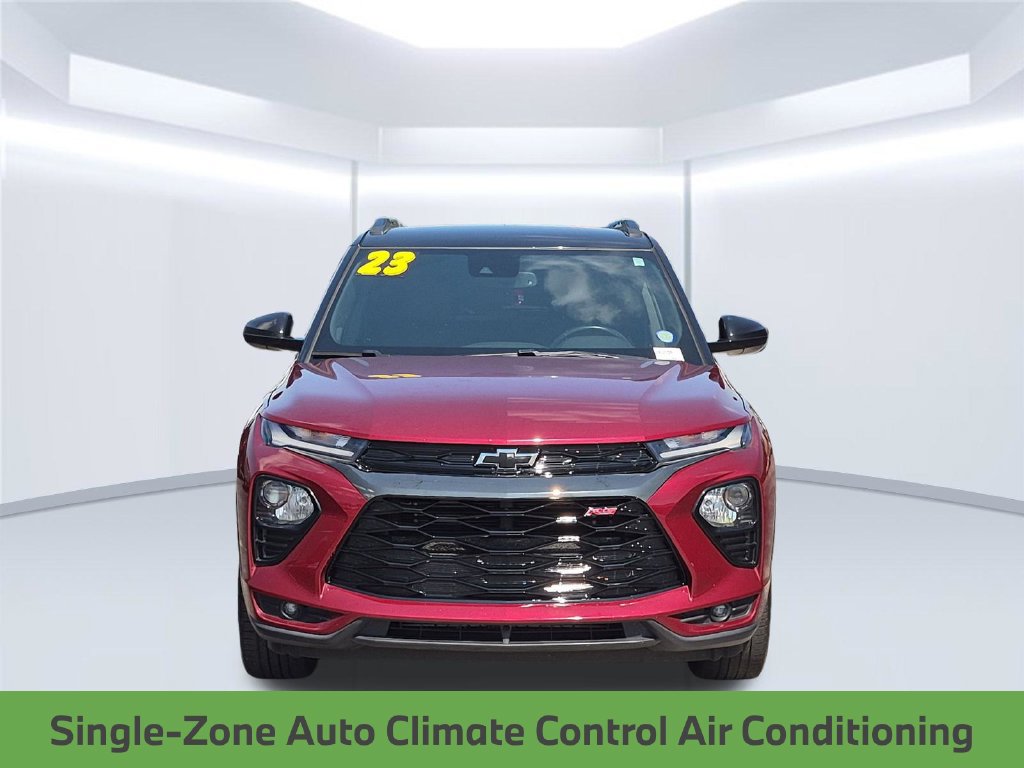 Used 2023 Chevrolet TrailBlazer RS w/ Convenience Package FWD image 11