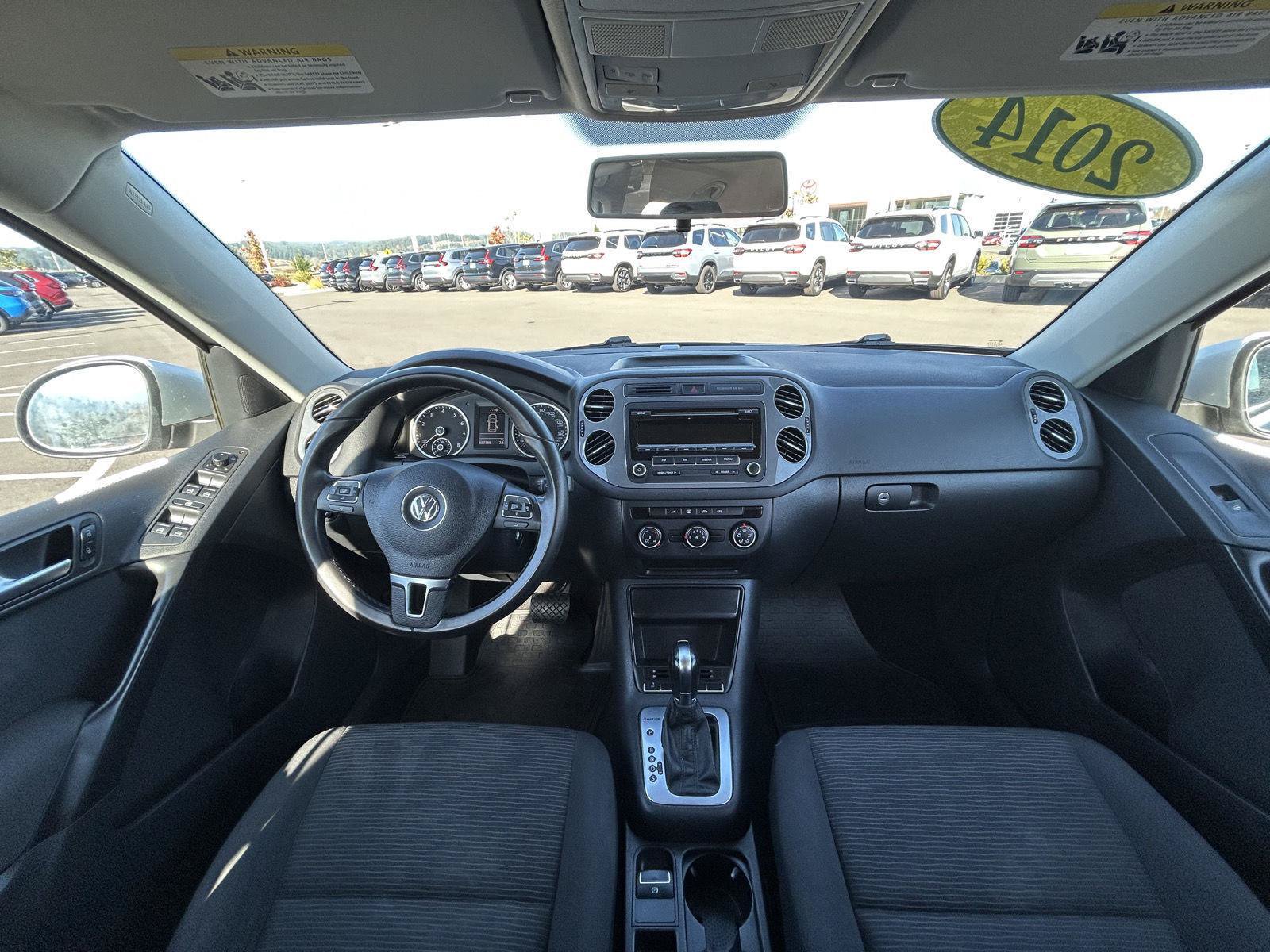 Used 2014 Volkswagen Tiguan S AWD/4WD image 11