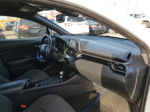 Used 2018 Toyota C-HR XLE image 28