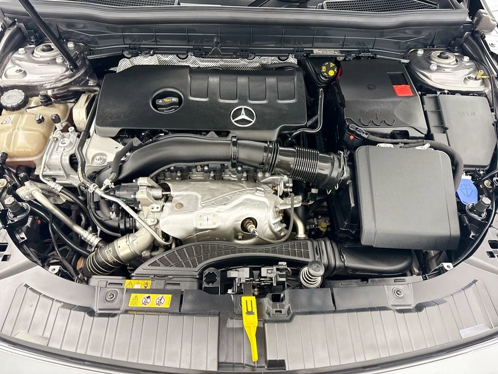 Certified 2023 Mercedes-Benz GLB 250 image 27