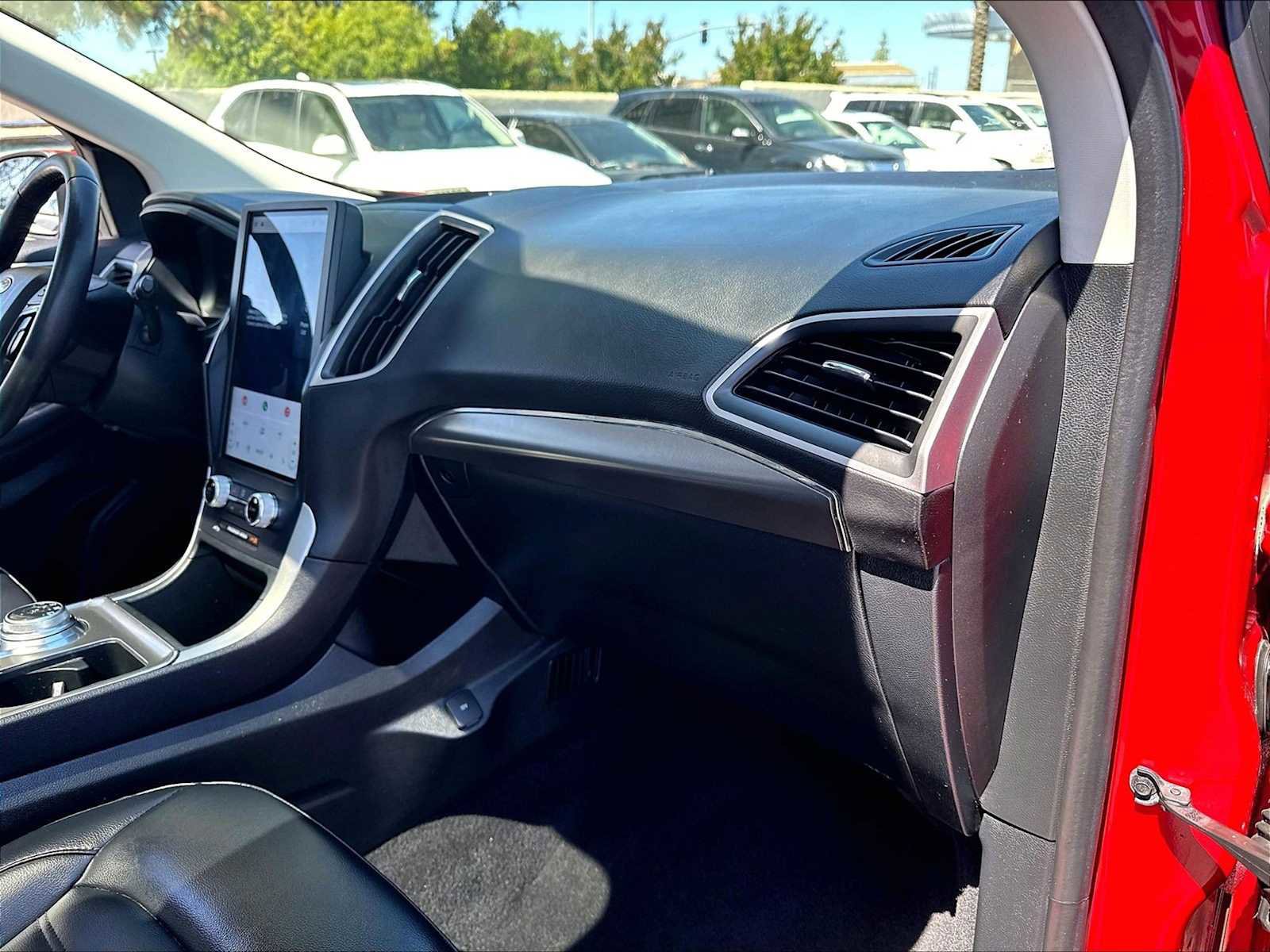 Used 2022 Ford Edge SEL w/ Convenience Package AWD/4WD image 18