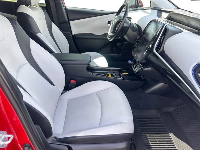Certified 2022 Toyota Prius Limited w/ Premium Convenience Package image 16