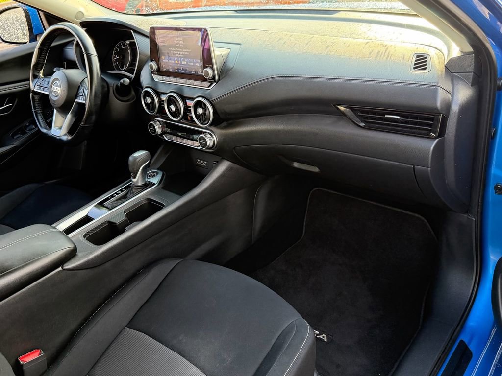 Certified 2021 Nissan Sentra SV FWD image 16