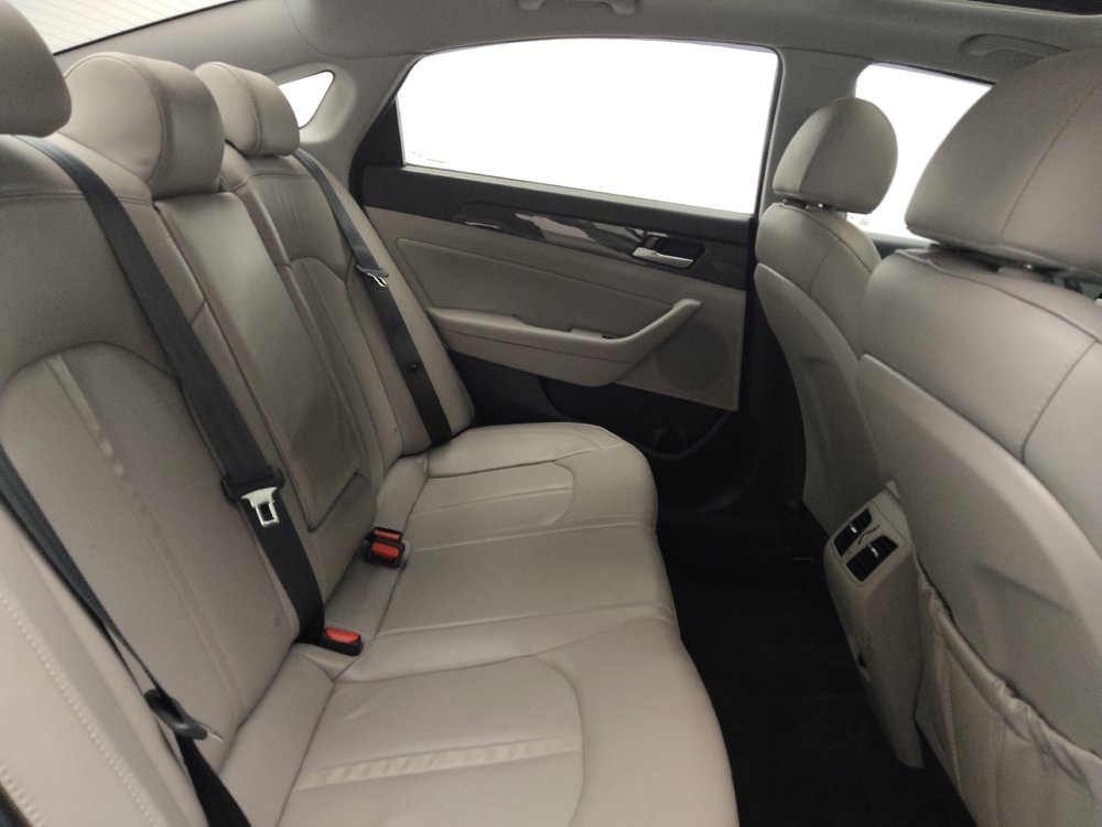 Used 2018 Hyundai Sonata Limited image 19