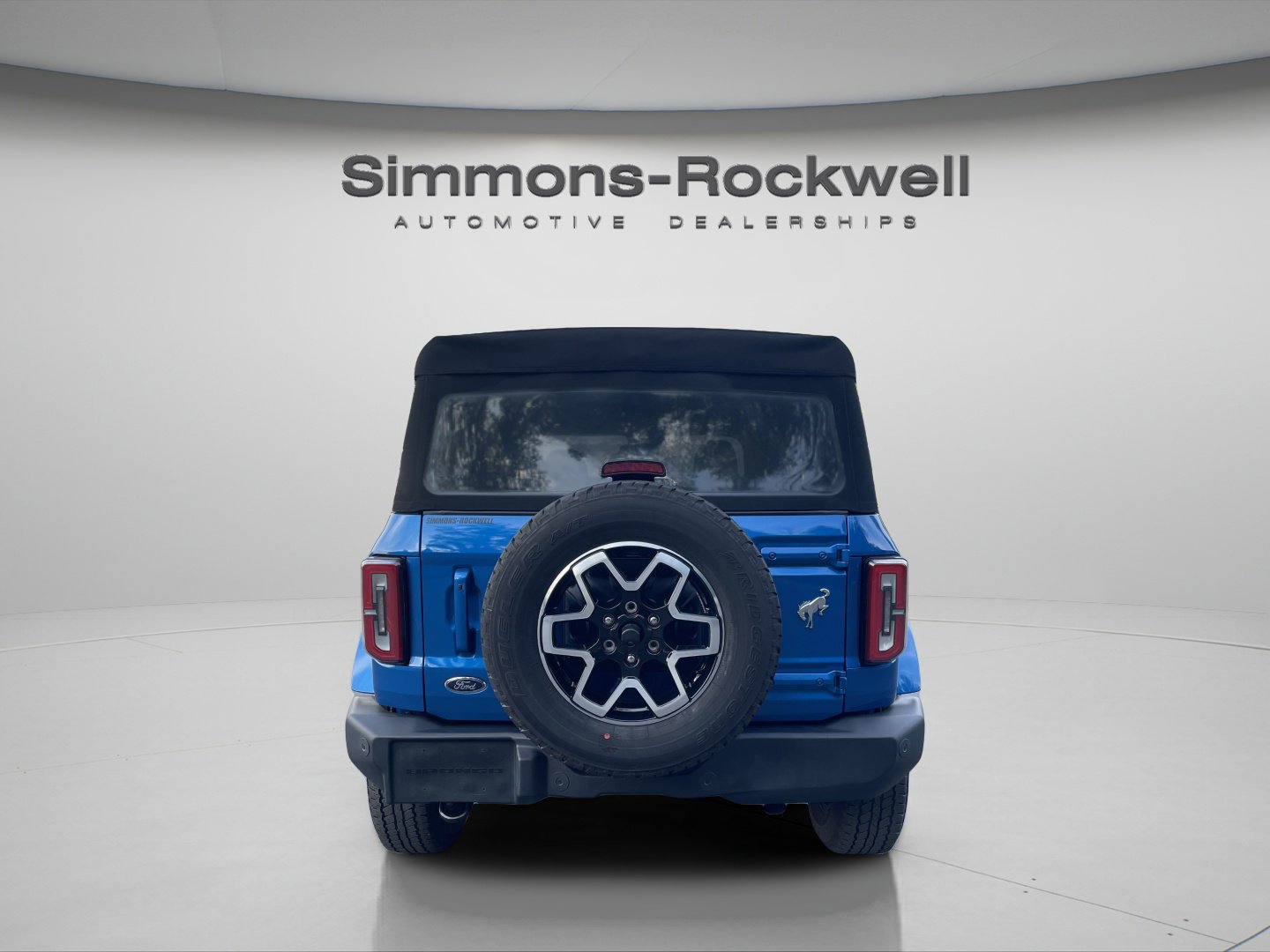 Used 2023 Ford Bronco Outer Banks image 6