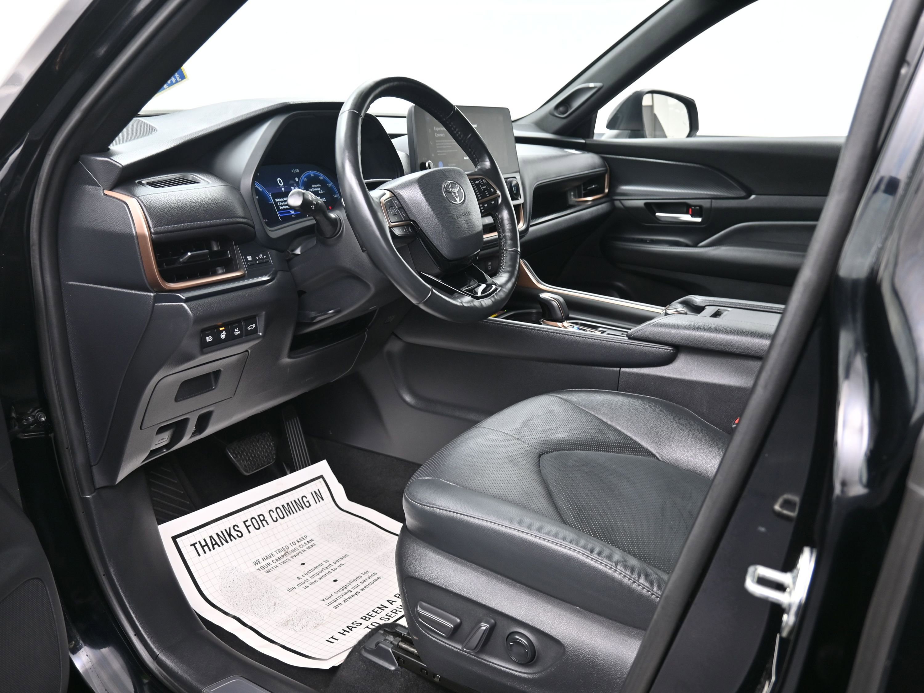 Used 2024 Toyota Grand Highlander MAX Platinum image 17