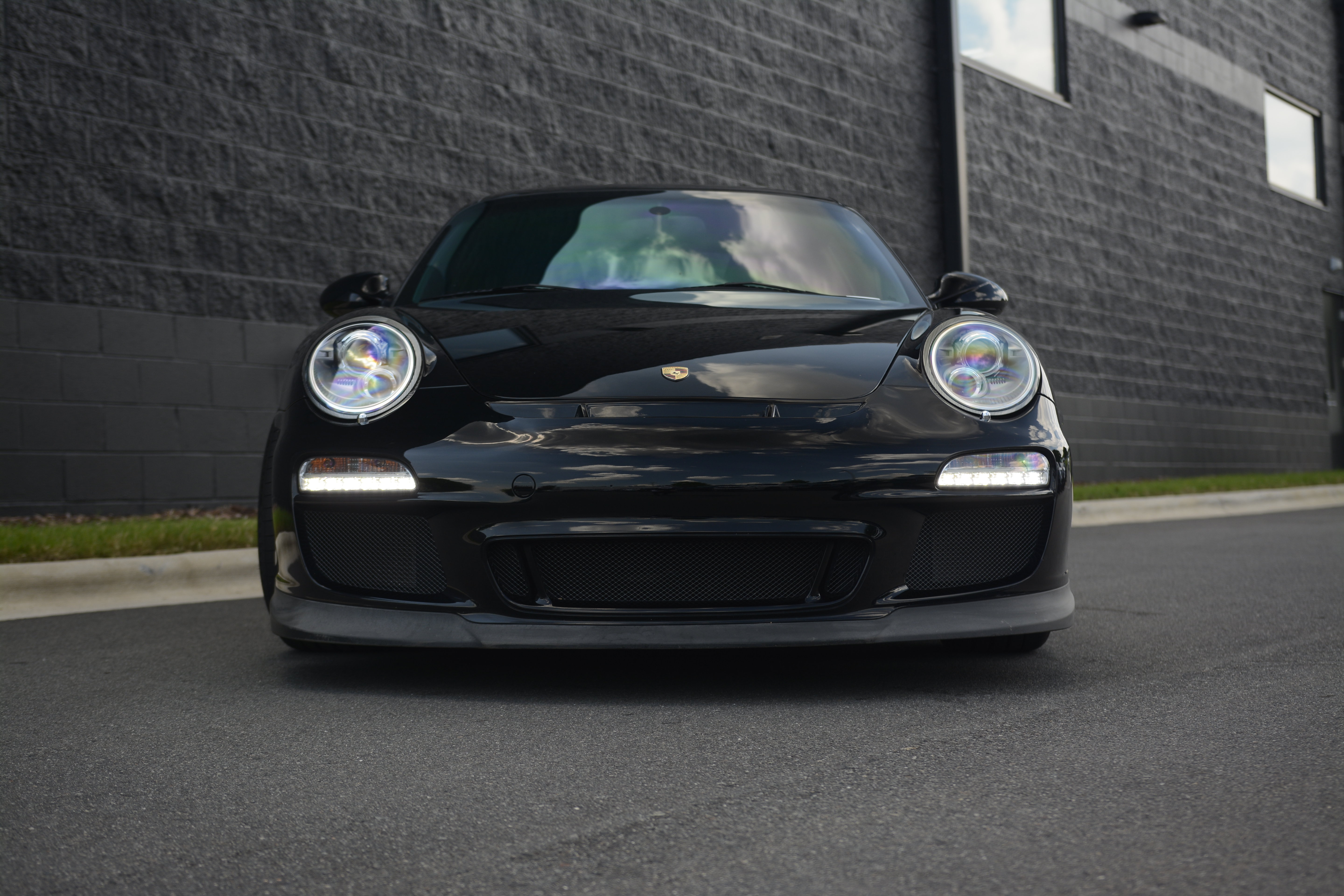 Used 2010 Porsche 911 GT3 RWD image 10