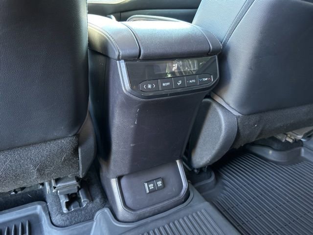 Used 2021 Toyota Highlander XLE AWD/4WD image 33