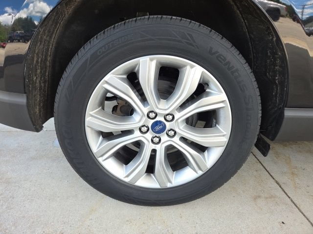 Used 2019 Ford Edge Titanium AWD/4WD image 71