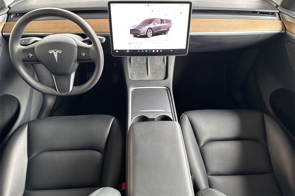 Used 2023 Tesla Model Y Long Range image 13