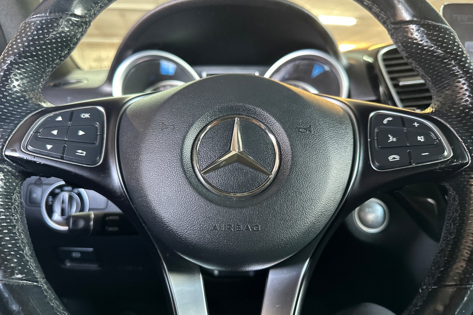 Used 2018 Mercedes-Benz GLE 350 4MATIC image 23