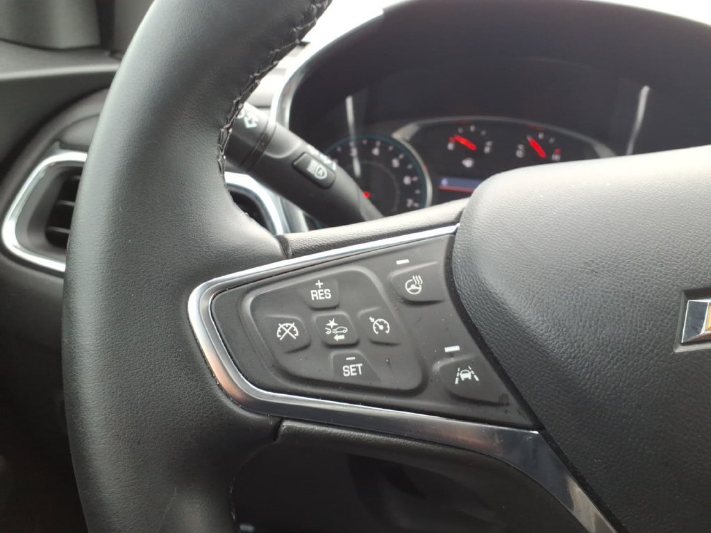 Used 2024 Chevrolet Equinox Premier AWD/4WD image 15