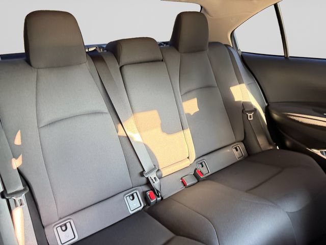Used 2025 Toyota Corolla LE FWD image 18