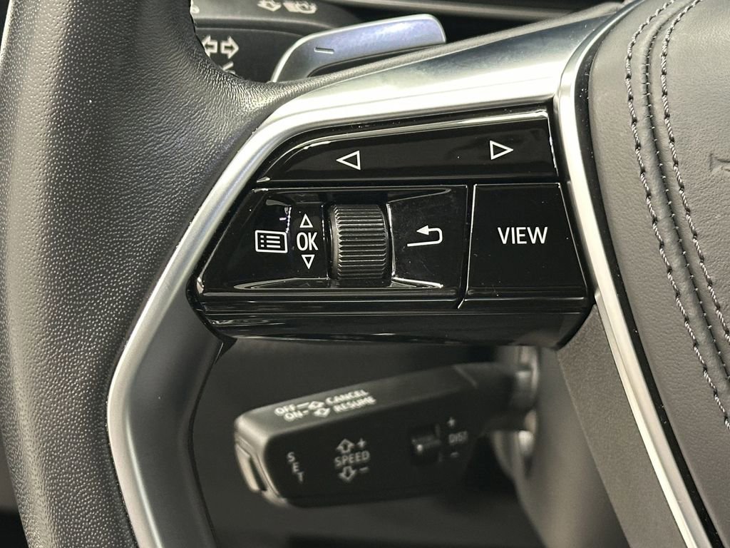 Used 2023 Audi A8 L 3.0T image 27