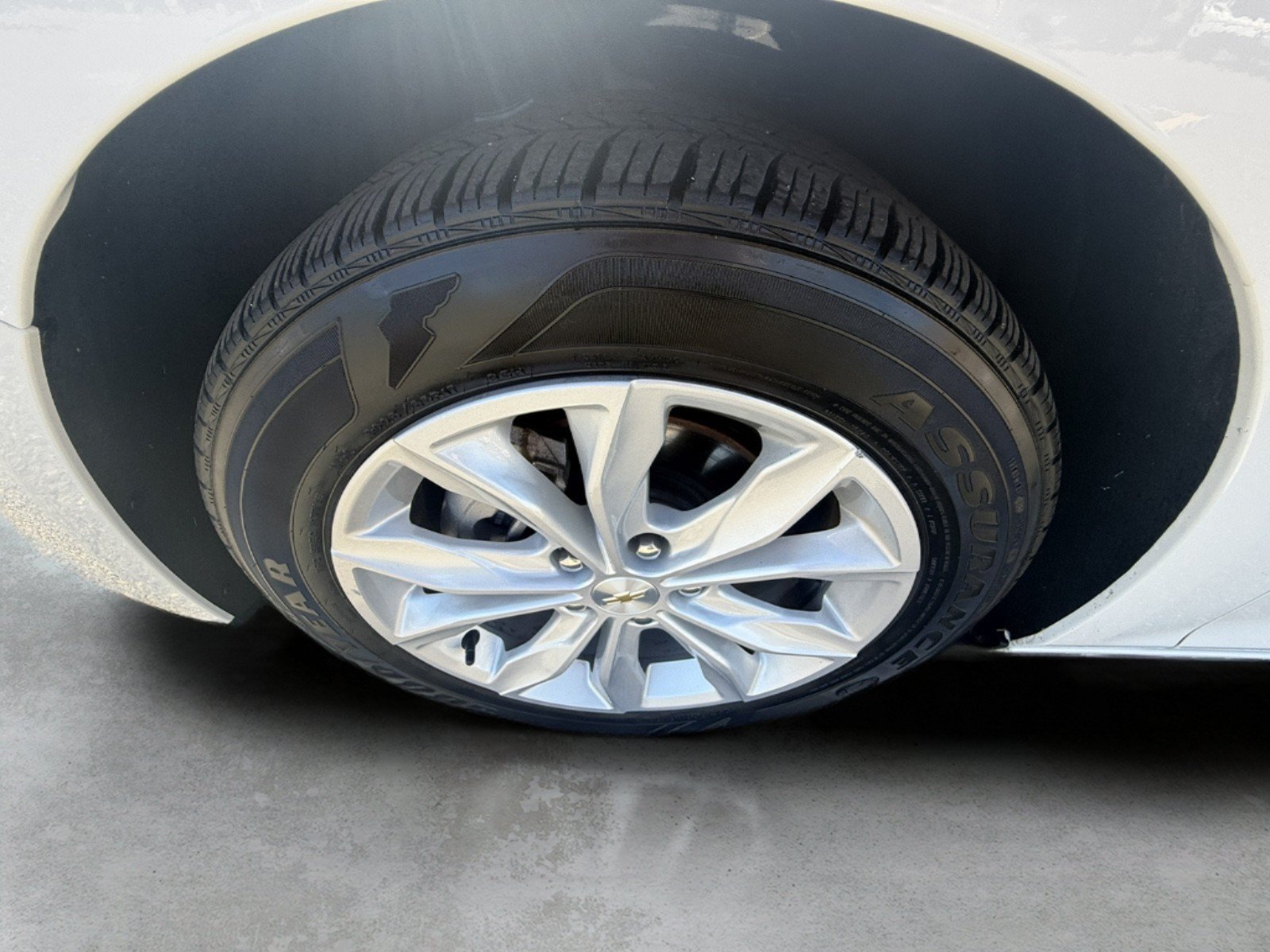 Used 2025 Chevrolet Malibu LT FWD image 29