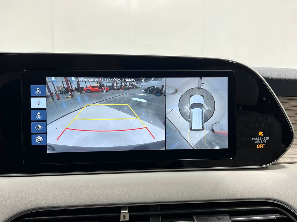 Used 2021 Hyundai Palisade Limited image 11