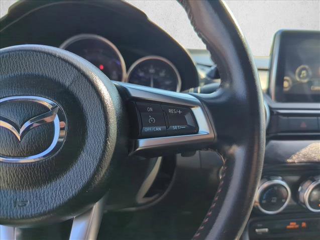 Used 2017 MAZDA MX-5 Miata RF Grand Touring image 18