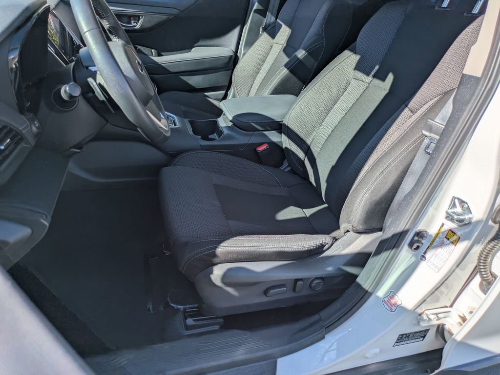 Used 2025 Subaru Outback Premium image 14