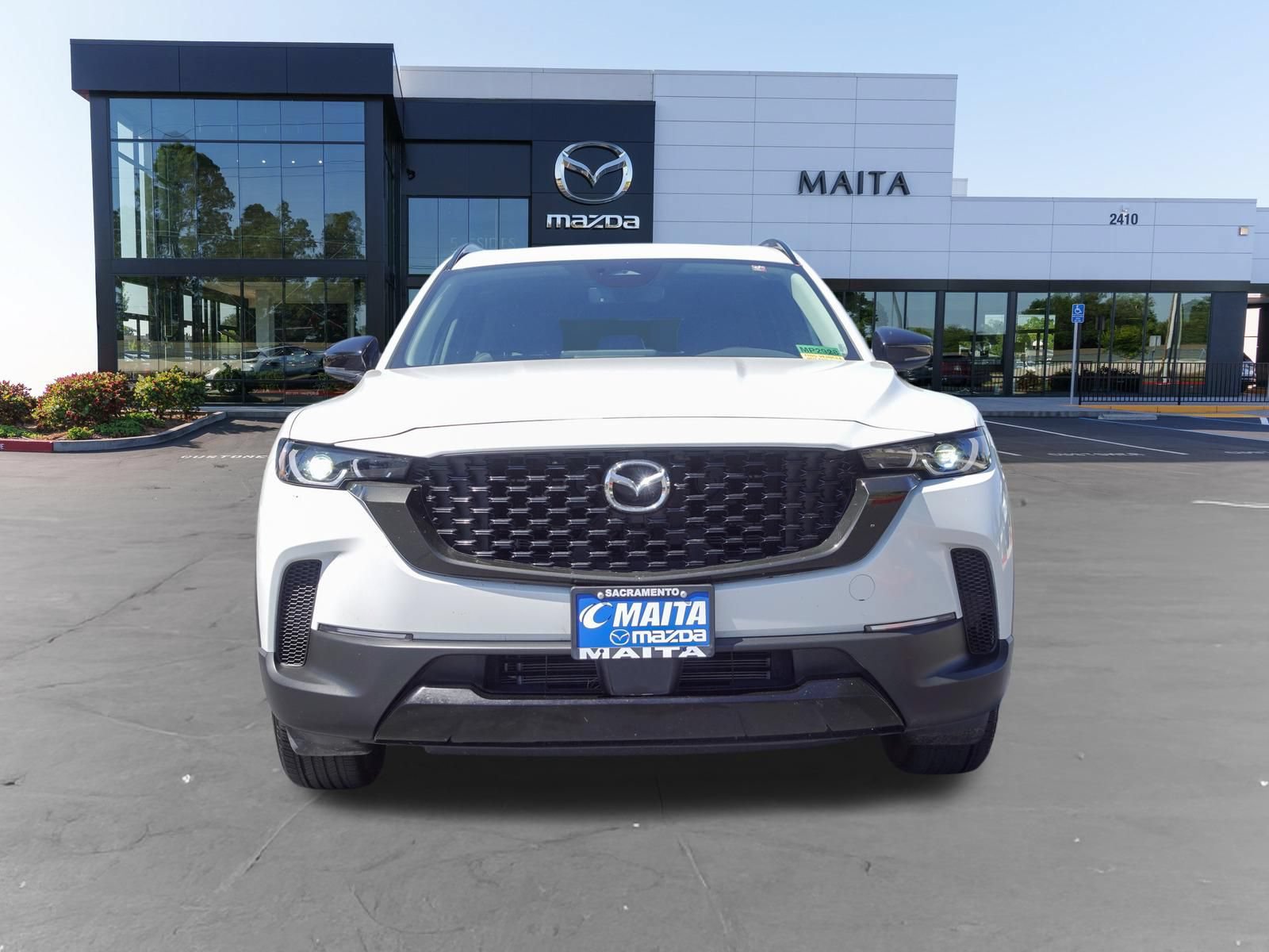 Certified 2025 MAZDA CX-50 AWD 2.5 Hybrid w/ Premium Pkg image 10