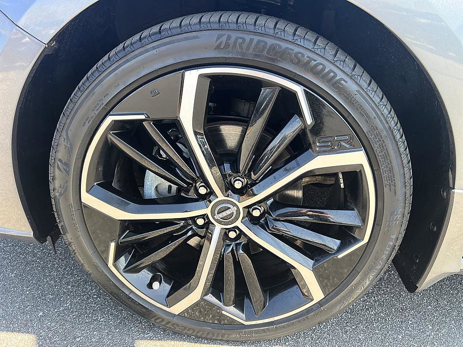 Certified 2023 Nissan Altima 2.5 SR w/ SR Premium Package image 9