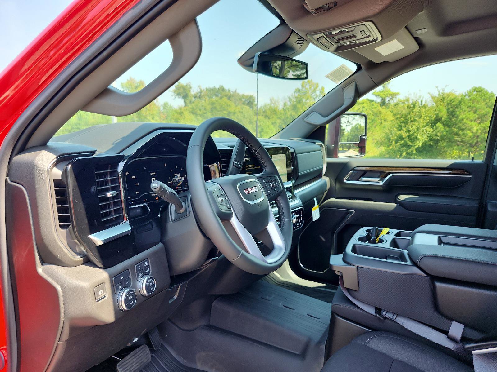 New 2025 GMC Sierra 2500 SLE w/ SLE Value Package; image 12