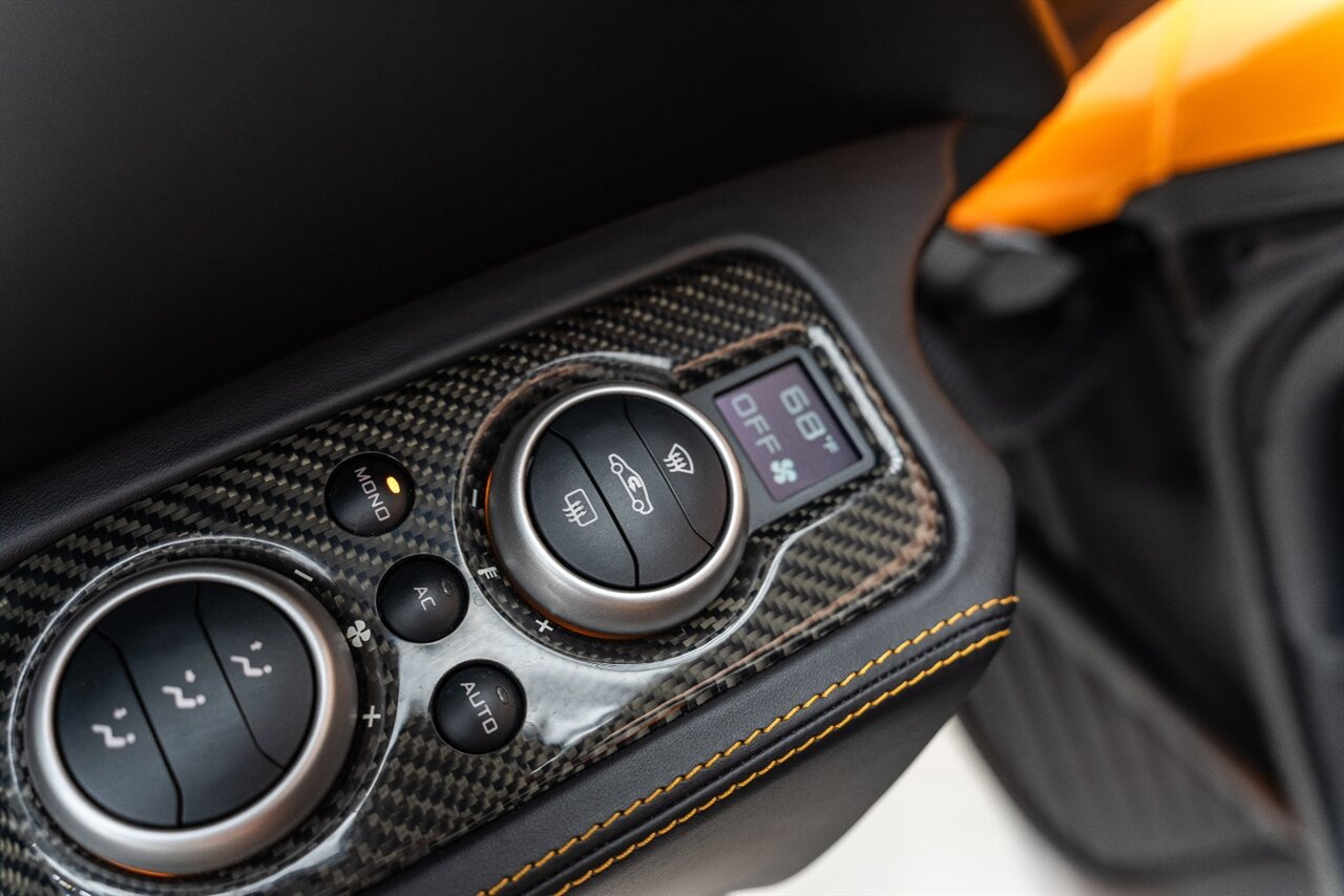 Used 2014 McLaren MP4-12C Spider RWD image 75