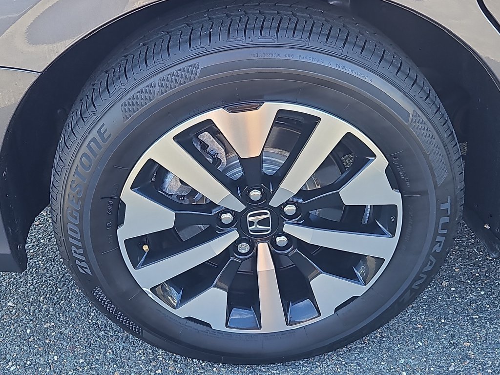 Certified 2026 Honda Odyssey EX-L image 9